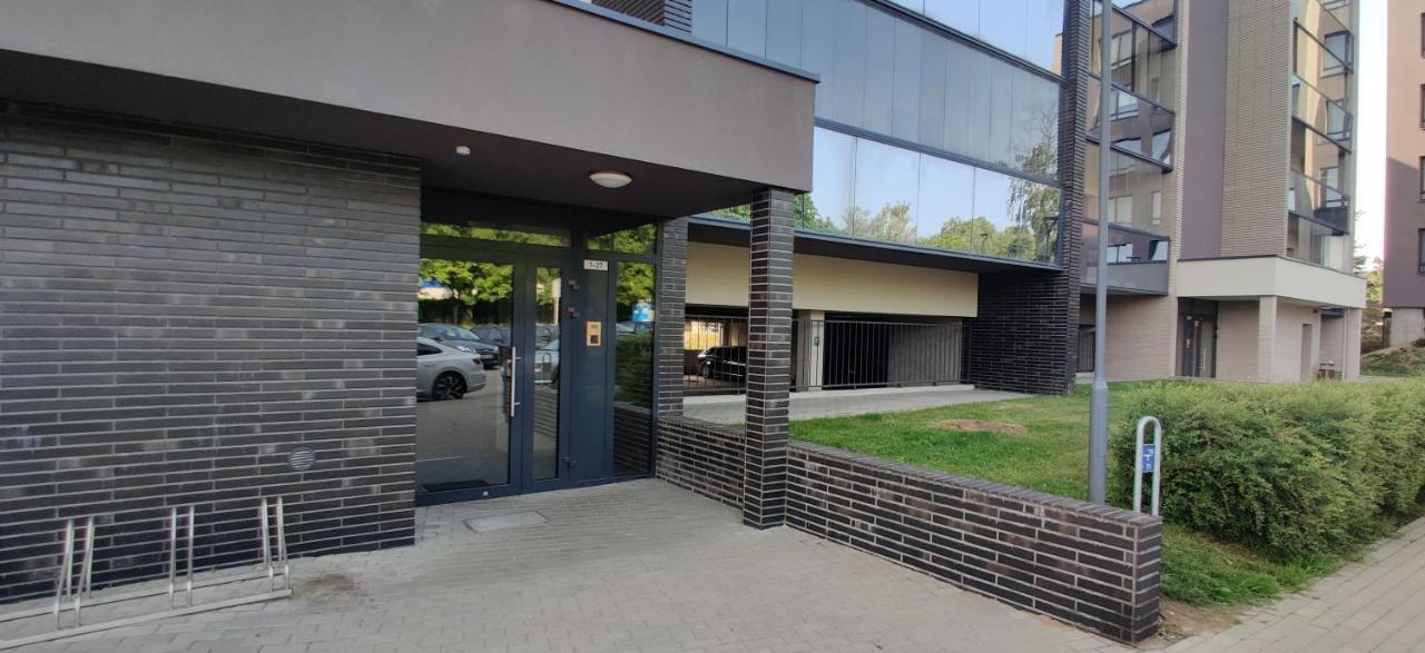 Erdvi Studija Spacious Studio Apartment Self Check In Vilnius Exterior foto