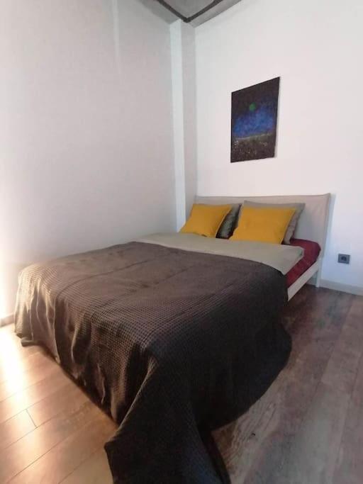 Erdvi Studija Spacious Studio Apartment Self Check In Vilnius Exterior foto